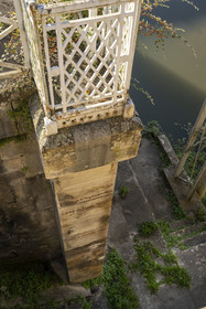 France, Nièvre, Nevers, Pont de la Loire, major flood markers and markers