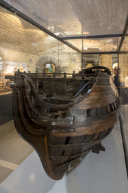 France, Finistère (29), Brest, le musée national de la Marine dans le château, modèle d'un vaisseau à deux ponts servant à l'enseignement technique des élèves officiers (vers 1740)