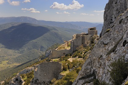 France, Aude, Peyrepertuse, the ruins of Cathar castle built in XIIth century, donjon of the lower court