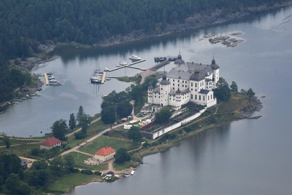 Sweden, West Gothland, Läckö Castle on an island of Lake Vänern (aerial view)