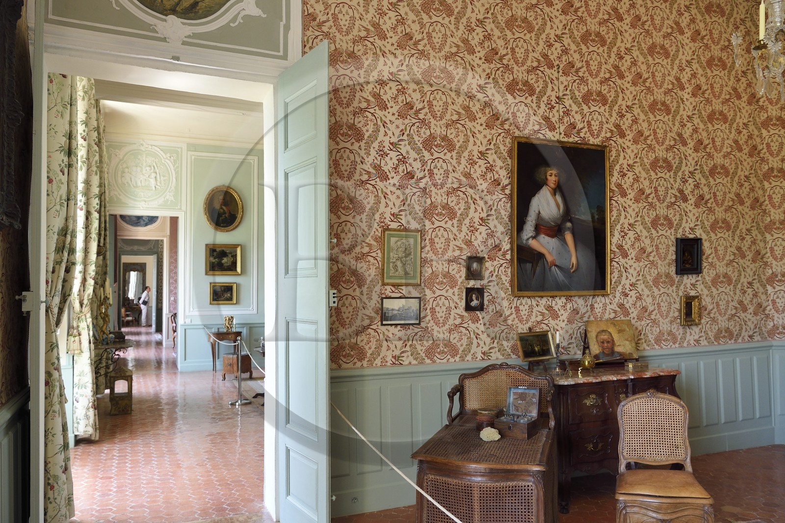 France, Vaucluse (84), Parc Naturel Regional du Luberon, Ansouis, labellisé Les Plus Beaux Villages de France, le chateau d'Ansouis, appartement d'apparat du XVIIè siècle