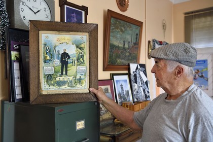 France, Moselle, Petite Rosselle, association the friends of the St Charles mine shaft, the former miner Alfred Rothenmacher, the greeting of the minor Glück Auf which means good ascent