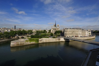 France, Paris (75), les rives de la Seine classées Patrimoine Mondial de l'UNESCO, île de la Cité, la cathédrale Notre-Dame