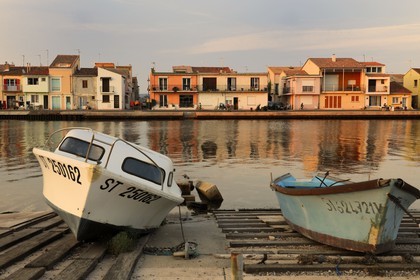 France, Hérault (34), Sète, quartier de la Pointe Courte, village de pêcheurs donnant sur l'étang de Thau, quai du Mistral