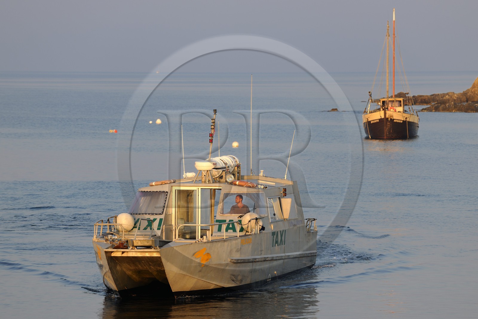 France, Var (83), presqu'île de Giens, le port de la Tour Fondue