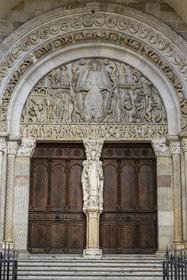 France, Saone et Loire, Autun, Saint Lazarus Cathedral, portal and tympanum of the Last Judgment made by Gislebertus