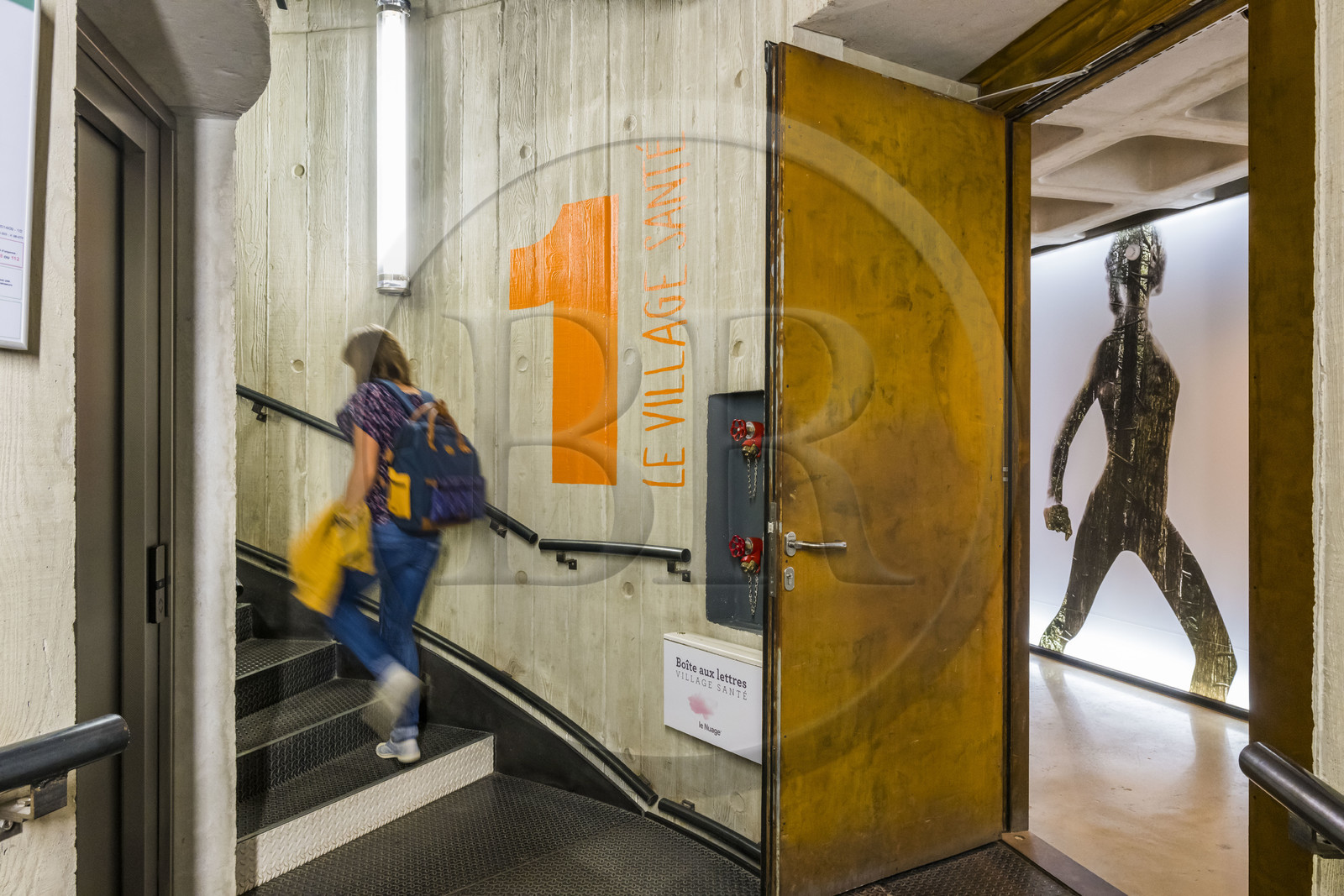 France, Hérault (34), Montpellier,  quartier de Port Marianne, batiment le Nuage réalisation du créateur Philippe Starck