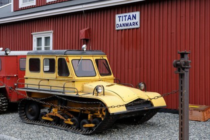 Norway, Svalbard (Spitzbergen), Longyearbyen, snow half-track of the 1950s