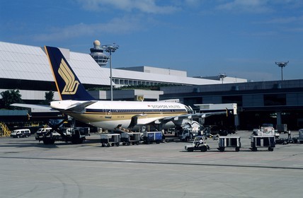 Singapore, international airport