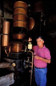 France, Gers (32), Eauze, Constantin Georgacaracos, producteur d'armagnac au domaine de Lagajan