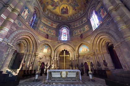 France, Bas-Rhin (67), Strasbourg, vieille ville classée au Patrimoine Mondial de l'UNESCO, la cathédrale Notre-Dame, le choeur roman