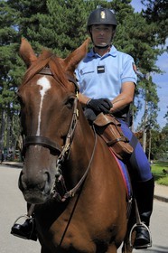 France, Paris (75), Gardes républicains à cheval patrouillant dans le Bois de Boulogne