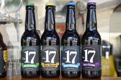 France, Charente-Maritime, Saintonge, Port-d'Envaux, the 4 beers produced by the local microbrewery La 17