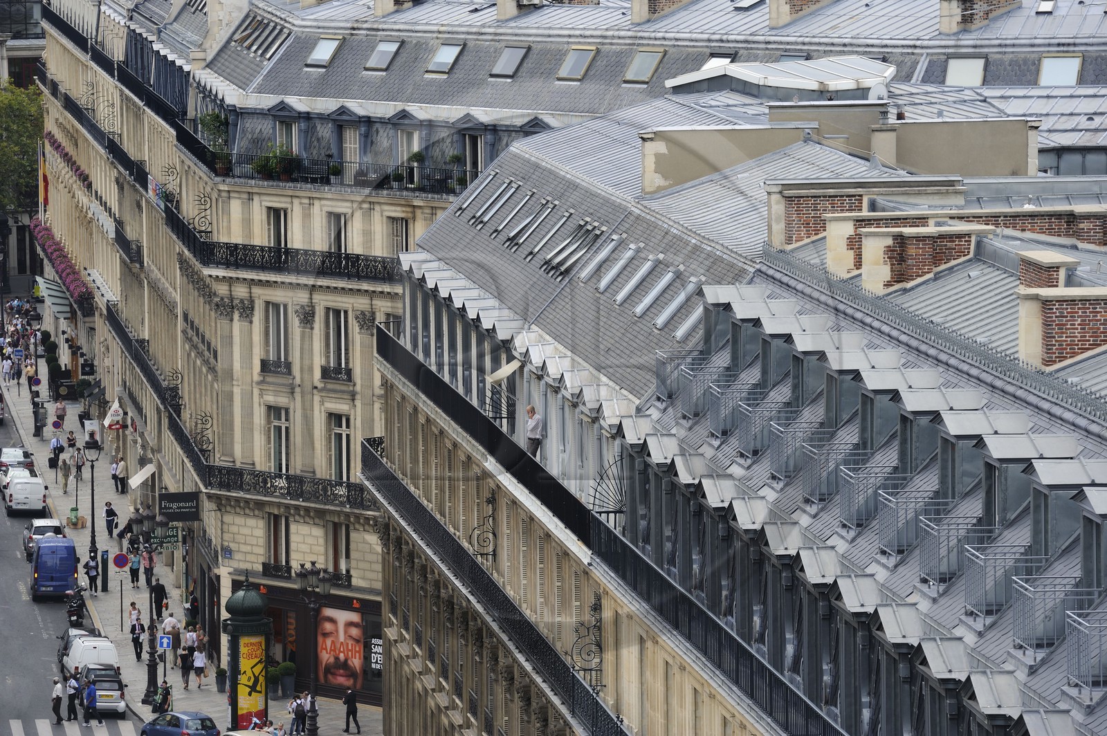 France, Paris (75),  immeubles haussmanniens de la rue Scribe