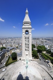 France, Paris (75), Montmartre, le clocher de la basilique du Sacré-Cœur de l'architecte Paul Abadie achevée en 1914