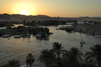 Egypt, Upper Egypt, Nubia, Nile Valley, Aswan, Elephantine Island and the Agha Khan mausoleum in the background on the western bank