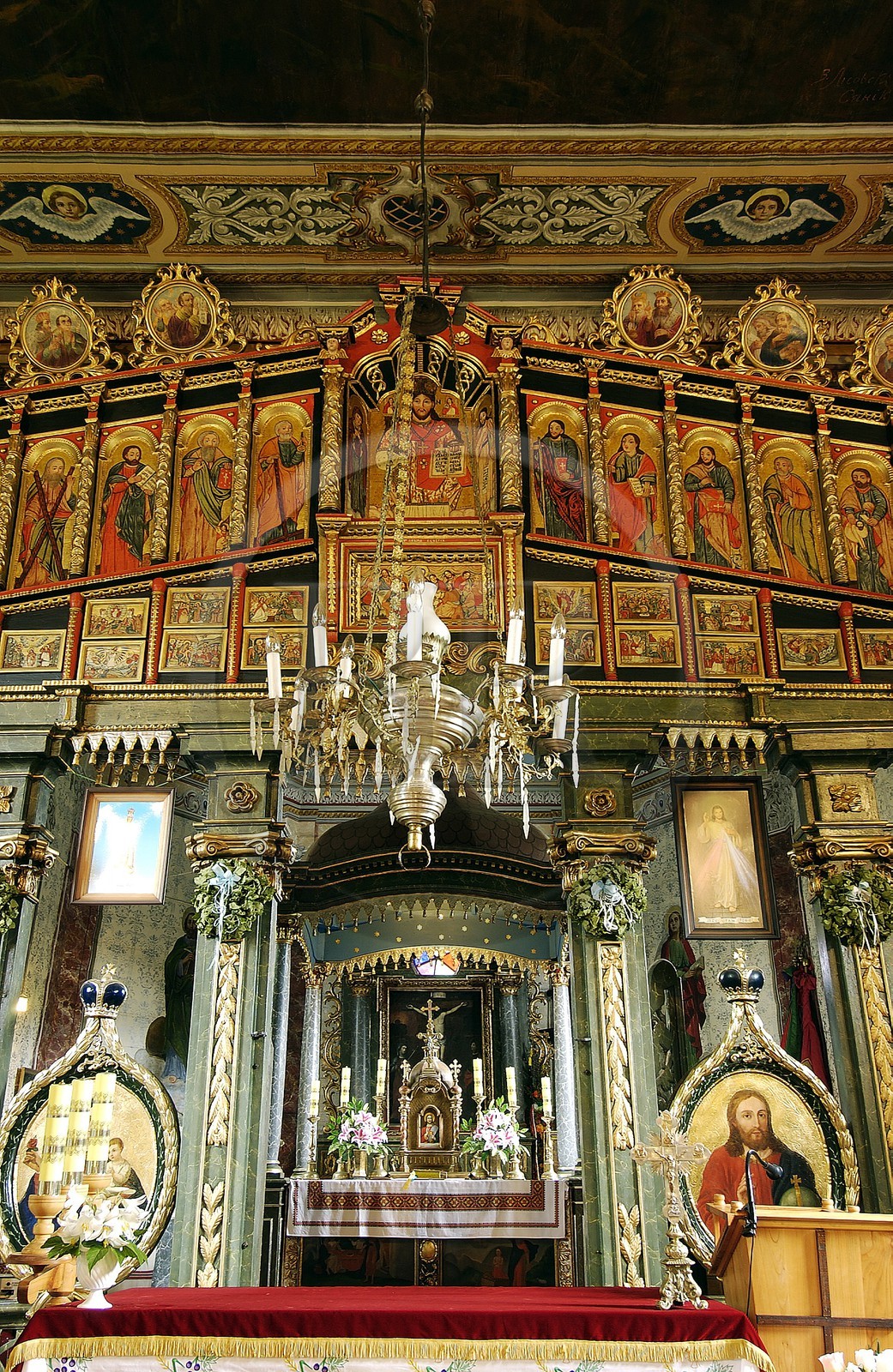Pologne, Précarpates, intérieur d'une église orthodoxe classée Patrimoine Mondial de l'UNESCO vers Mrzyglod au nord de Sanok