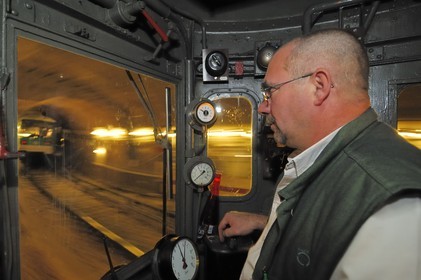 France, Paris (75), dernier Metro, visite et découverte du réseau parisien de la RATP dans une vieille rame Sprague, cabine du conducteur