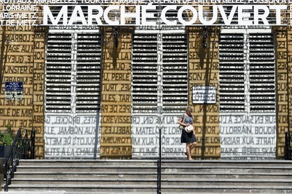 France, Moselle (57), Metz, le marché couvert, halle marchande située aux abords directs de la cathédrale