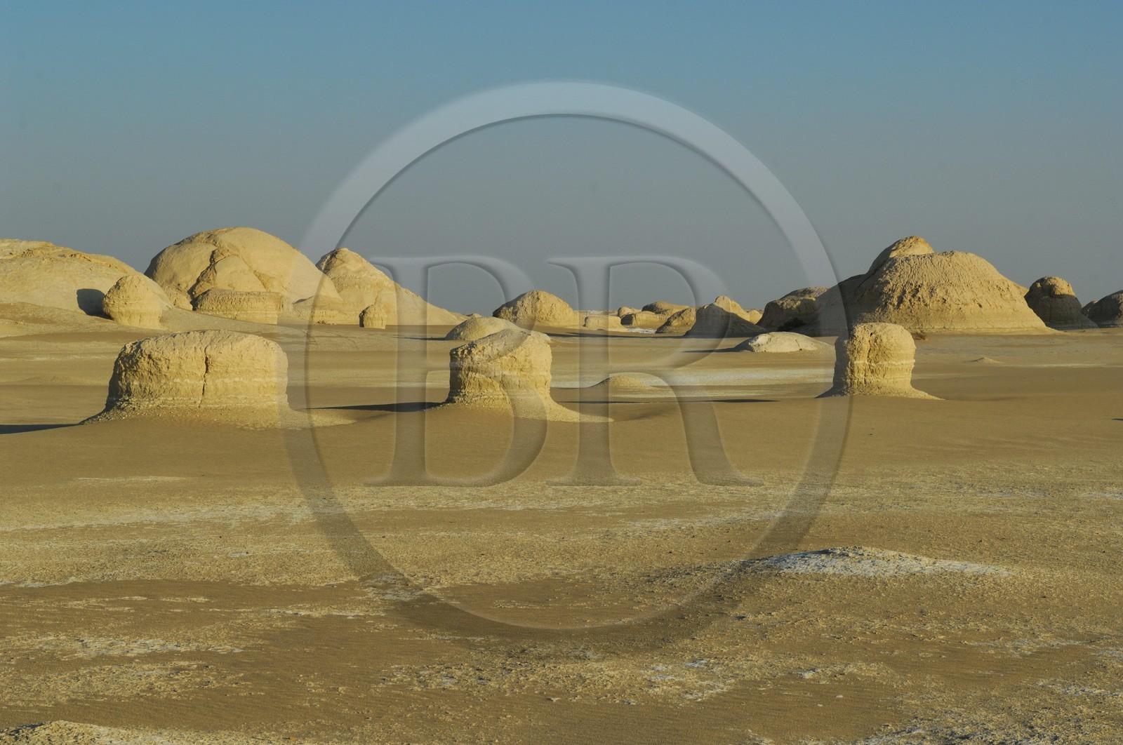 Egypte, désert libyque, le Désert Blanc au nord de Farafra Egypte, désert libyque, le Désert Blanc au nord de Farafra