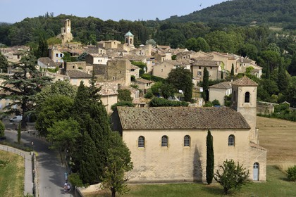 France, Vaucluse, Parc Naturel Regional du Luberon (Natural Regional Park of Luberon), Lourmarin, labelled Les Plus Beaux Villages de France (The Most Beautiful Villages of France), the Protestant temple just outside the village