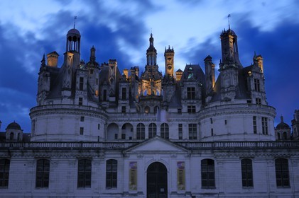 France, Loir et Cher, Loire Valley listed as World Heritage by UNESCO, Chateau de Chambord by night