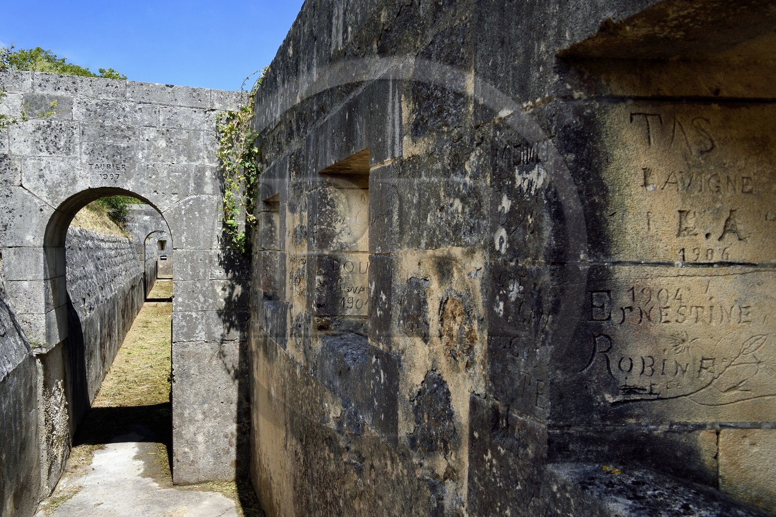 France, Charente-Maritime (17), Ile d'Aix, le Fort Liédot, chemin de ronde France, Charente-Maritime (17), Ile d'Aix, le Fort Liédot, chemin de ronde