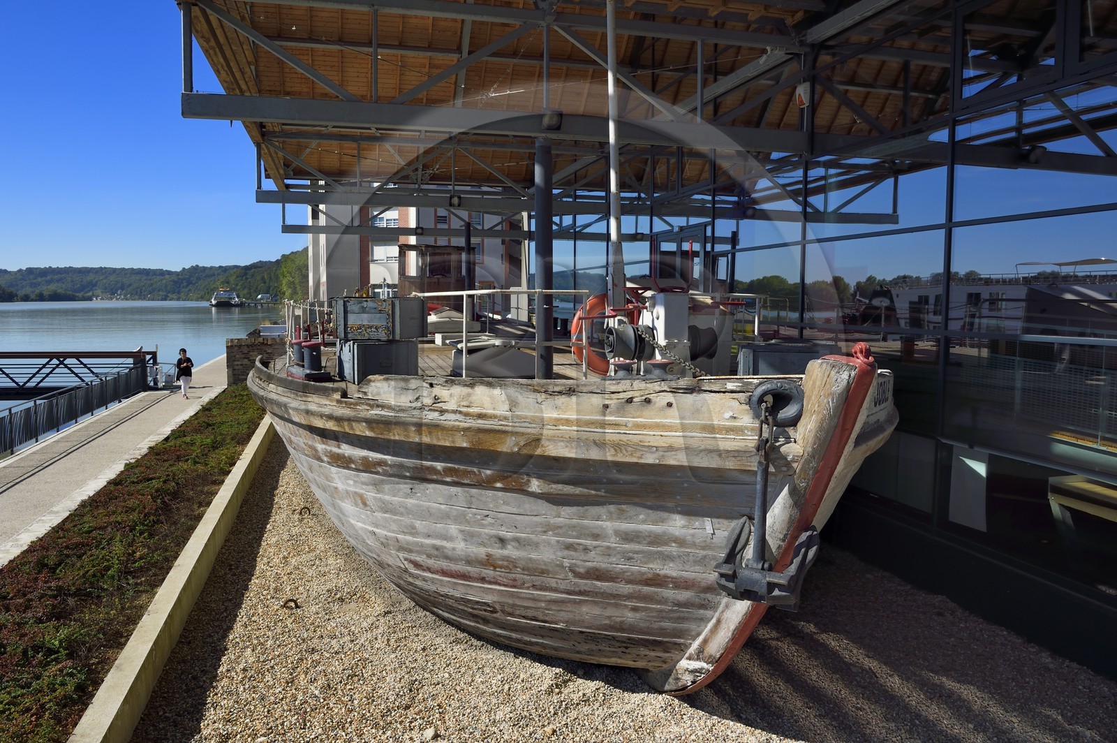 France, Seine-Maritime (76), Pays de Caux, Parc naturel régional des Boucles de la Seine normande, Caudebec-en-Caux, MuséoSeine, musée de la marine de Seine, bateau traditionnel la gribane utilisé pour l’endiguement