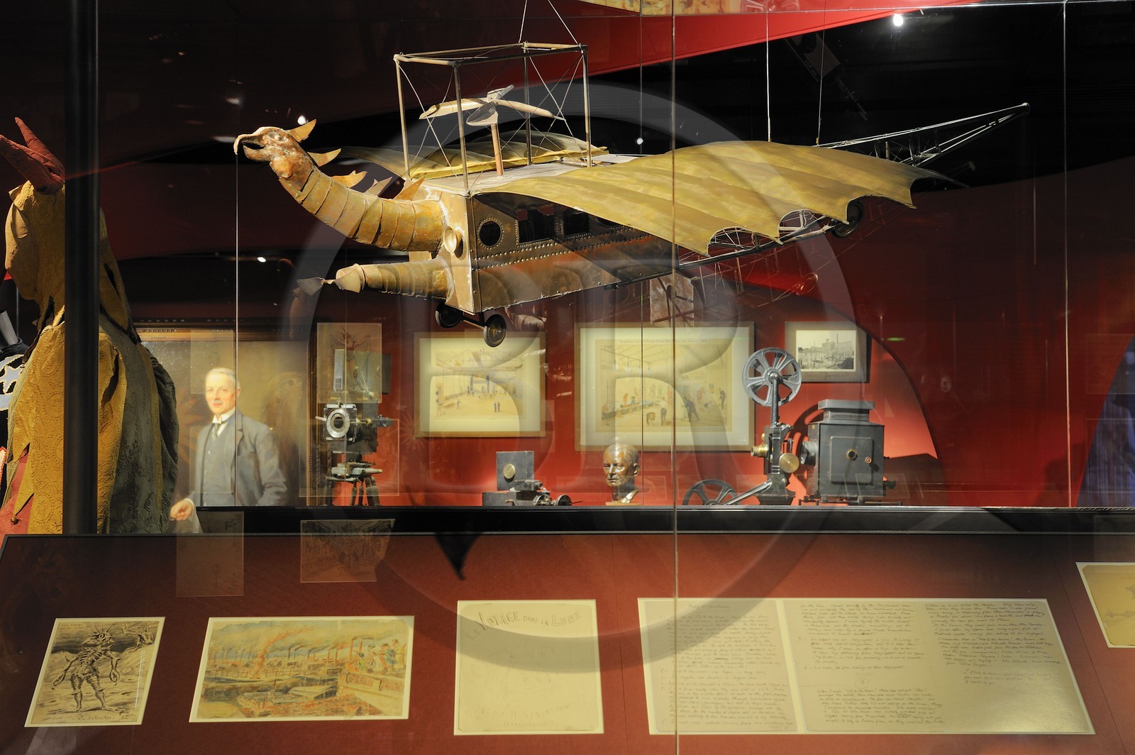 France, Paris (75), la Cinémathèque Française (ex American Center) de l'architecte Frank O. Gehry dans le parc de Bercy, exposition Mélies