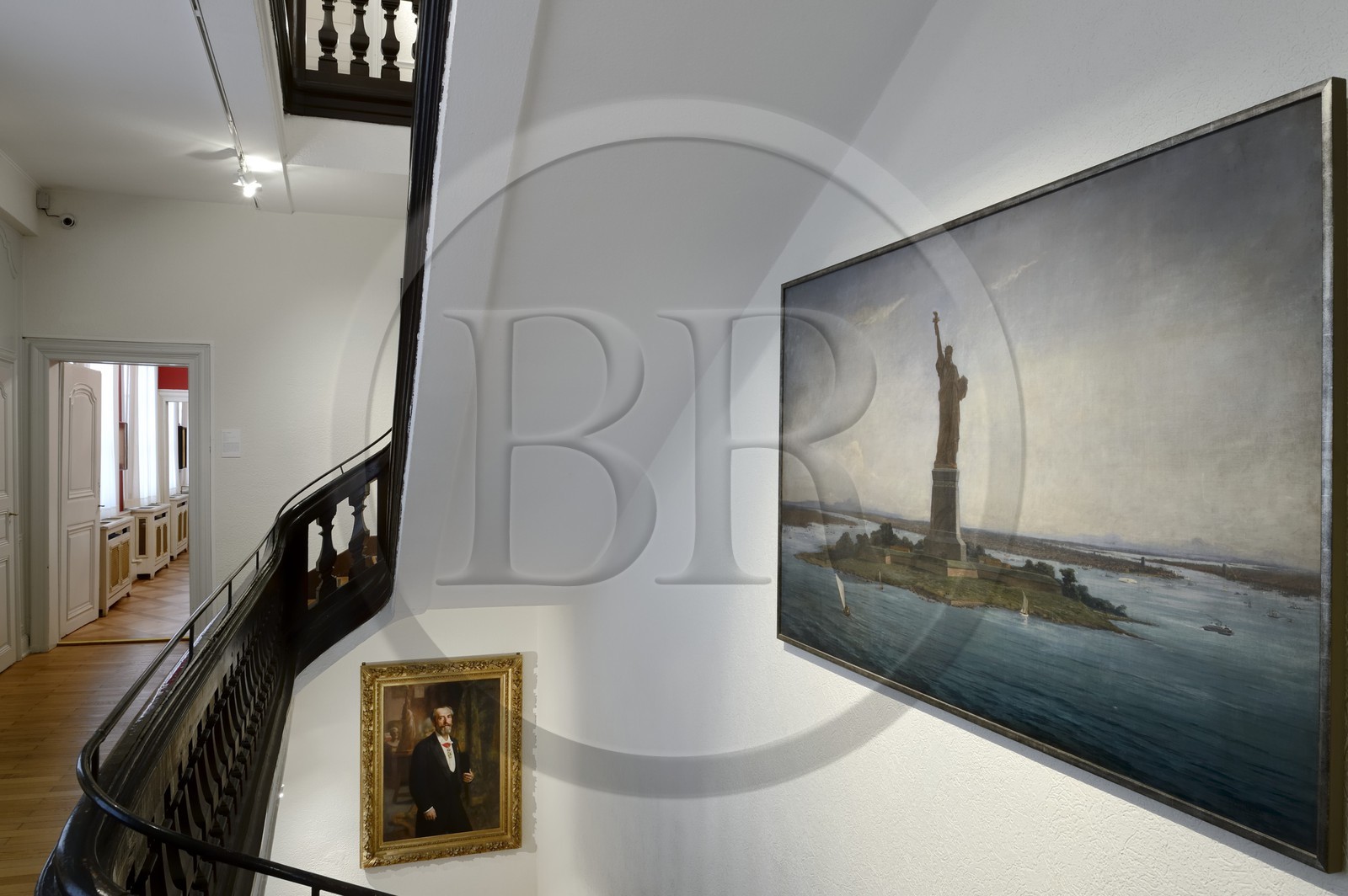 France, Haut-Rhin (68), Colmar, le Musée et maison natale de Bartholdi, portrait de Bartholdi en arrière plan