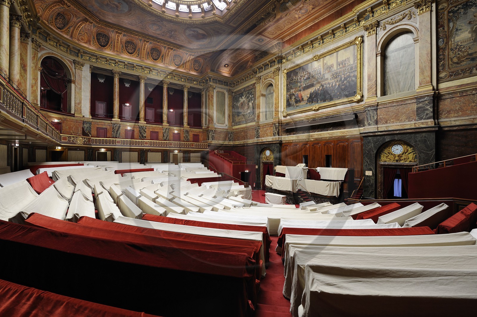 France, Yvelines (78), château de Versailles, classé Patrimoine Mondial de l'UNESCO, aile du Midi, hémicycle du congrès du parlement