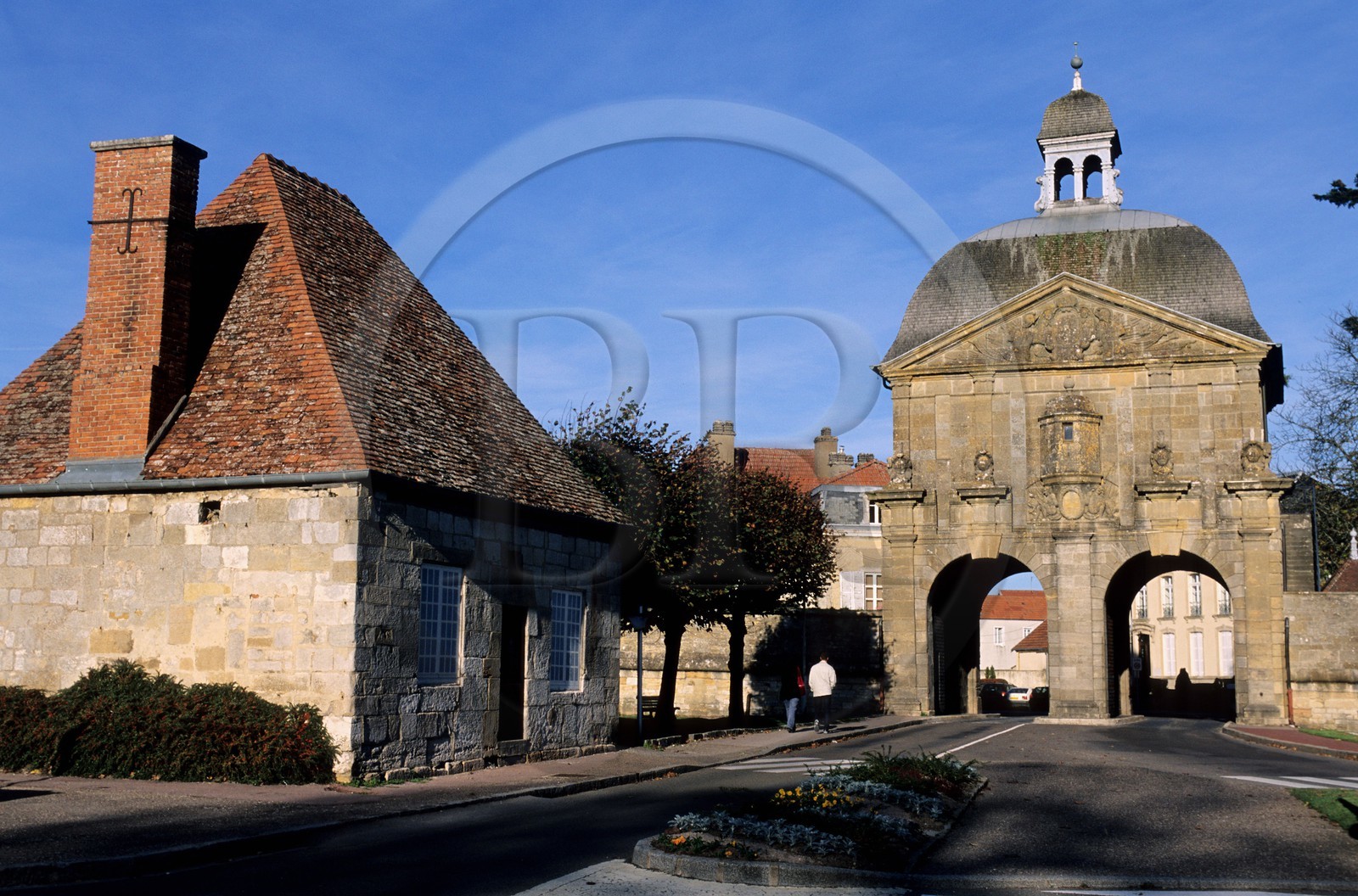 France, Haute-Marne (52), Langres, porte des Moulins