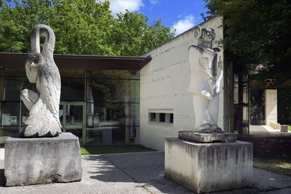 France, Charente-Maritime, Saintonge, Crazannes, La Pierre de Crazannes, sculpture in front of the museum