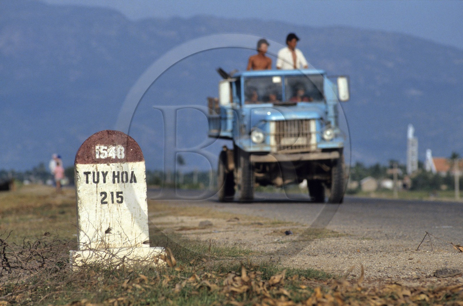 Vietnam, province de Ninh Thuan, route nationale 1A construite par les Fran