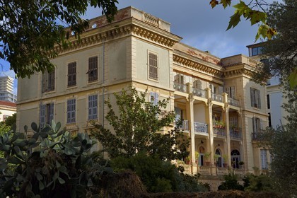 France, Corse-du-Sud (2A), Ajaccio, quartier dit des étrangers, ancien Cyrnos Palace sur le cours du Général-Leclerc