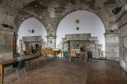 France, Finistère (29), Brest, l'arsenal, le port militaire est une base navale de la Marine nationale, ancien batiment des fours pour la fabrication des biscuits de mer, aujourd'hui batiment du commandement