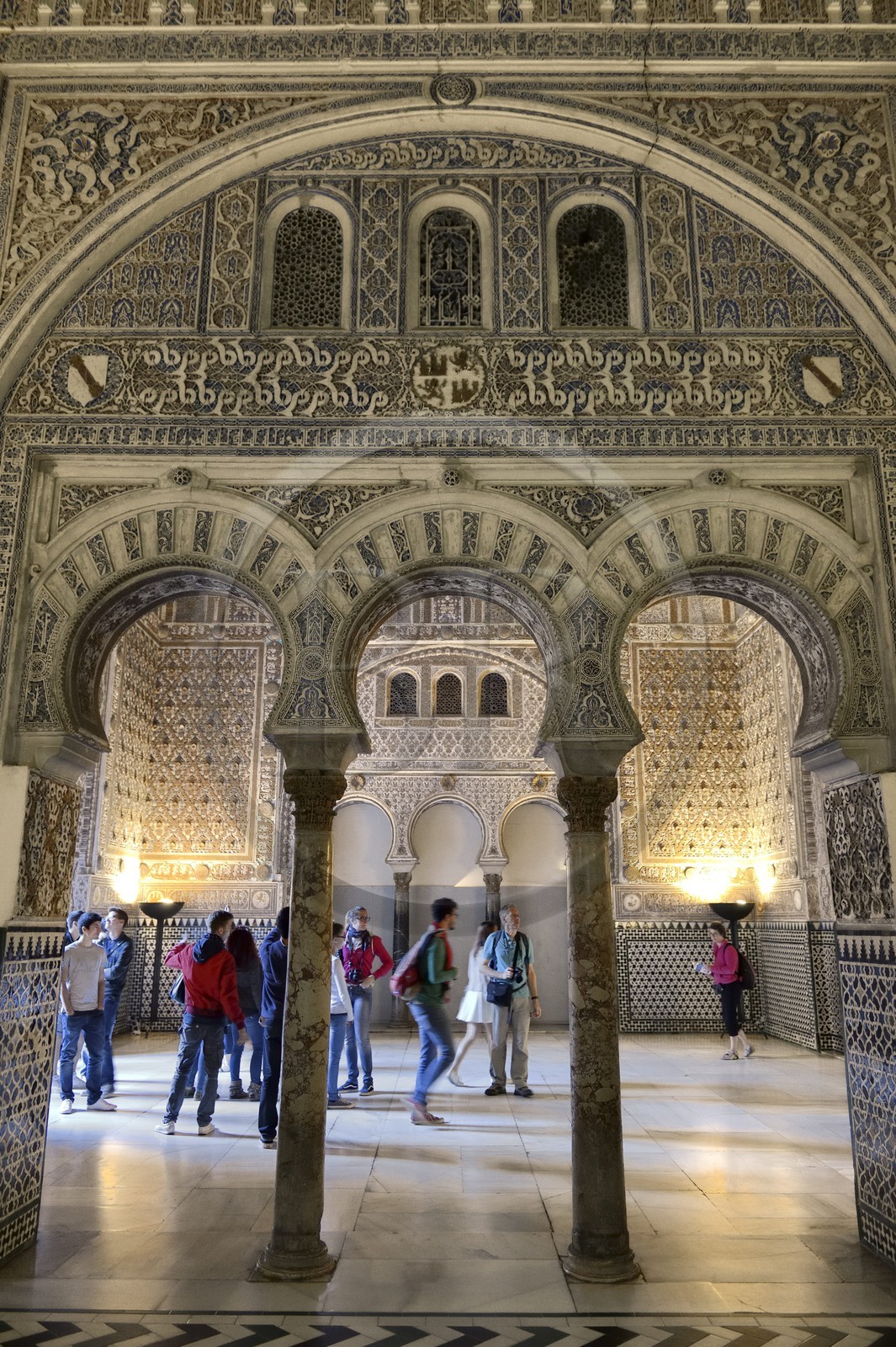 Espagne, Andalousie, Séville, Alcazar de Séville (Reales Alcazares de Sevilla), classé Patrimoine Mondial de l'UNESCO, une des portes du Salon des Ambassadeurs (Salon de Embajadores)