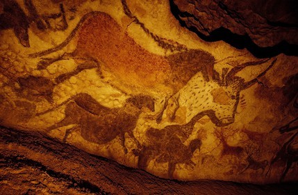 France, Dordogne, Perigord Noir, Vezere Valley, Montignac sur Vezere, site listed as World Heritage by UNESCO, Lascaux II Cave, paintings