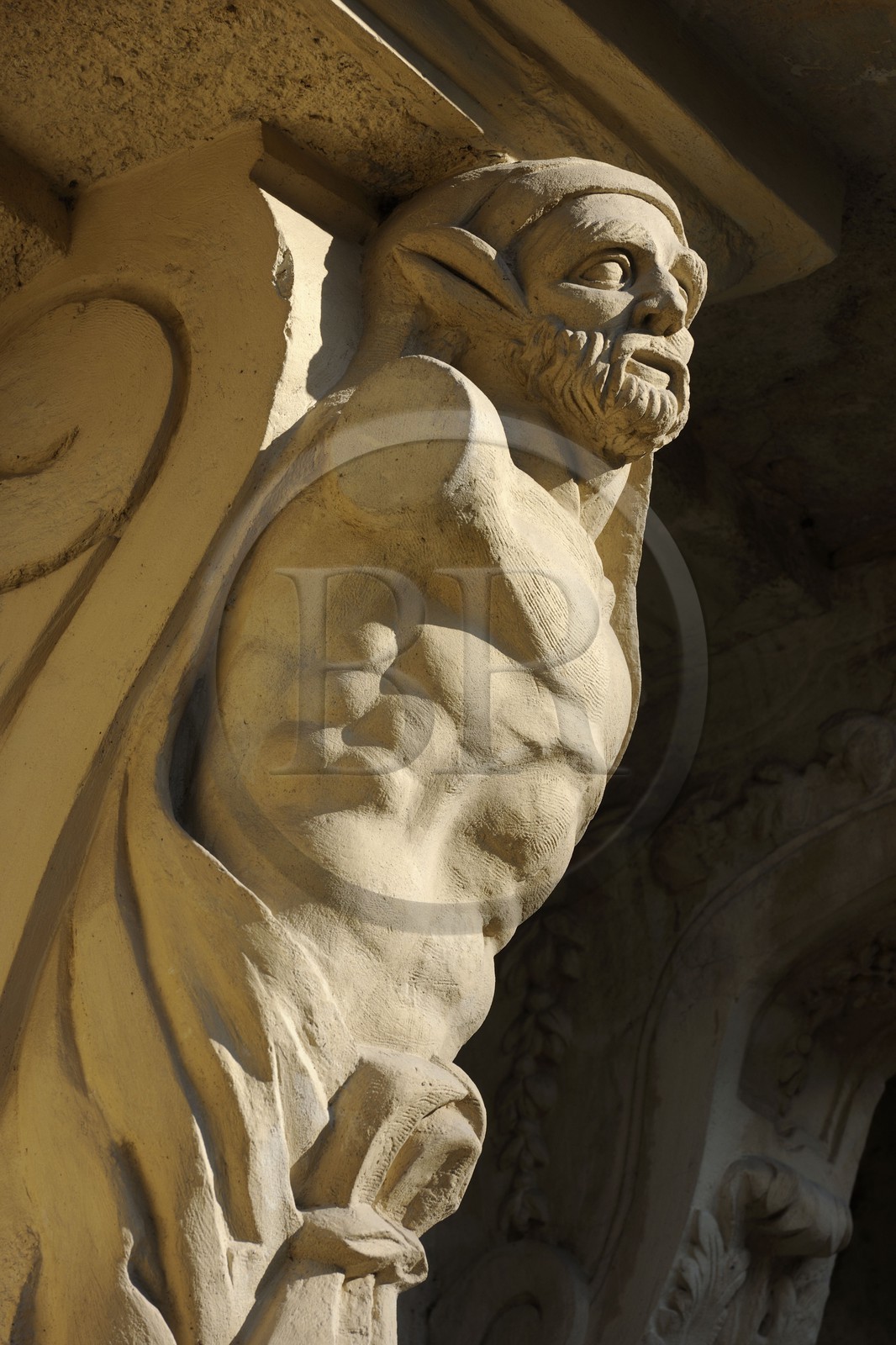 France, Hérault (34), Montpellier, centre historique, l'Ecusson, place du Canourgue, un atlante sur la façade de l'hôtel Richer de Belleval