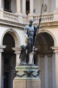 Italy, Lombardy, Milan, Brera Academy (Accademia di Brera), Napoleon Bonaparte seen as the God Mars bronze statue by Antonio Canova in the courtyard of the Palazzo Brera