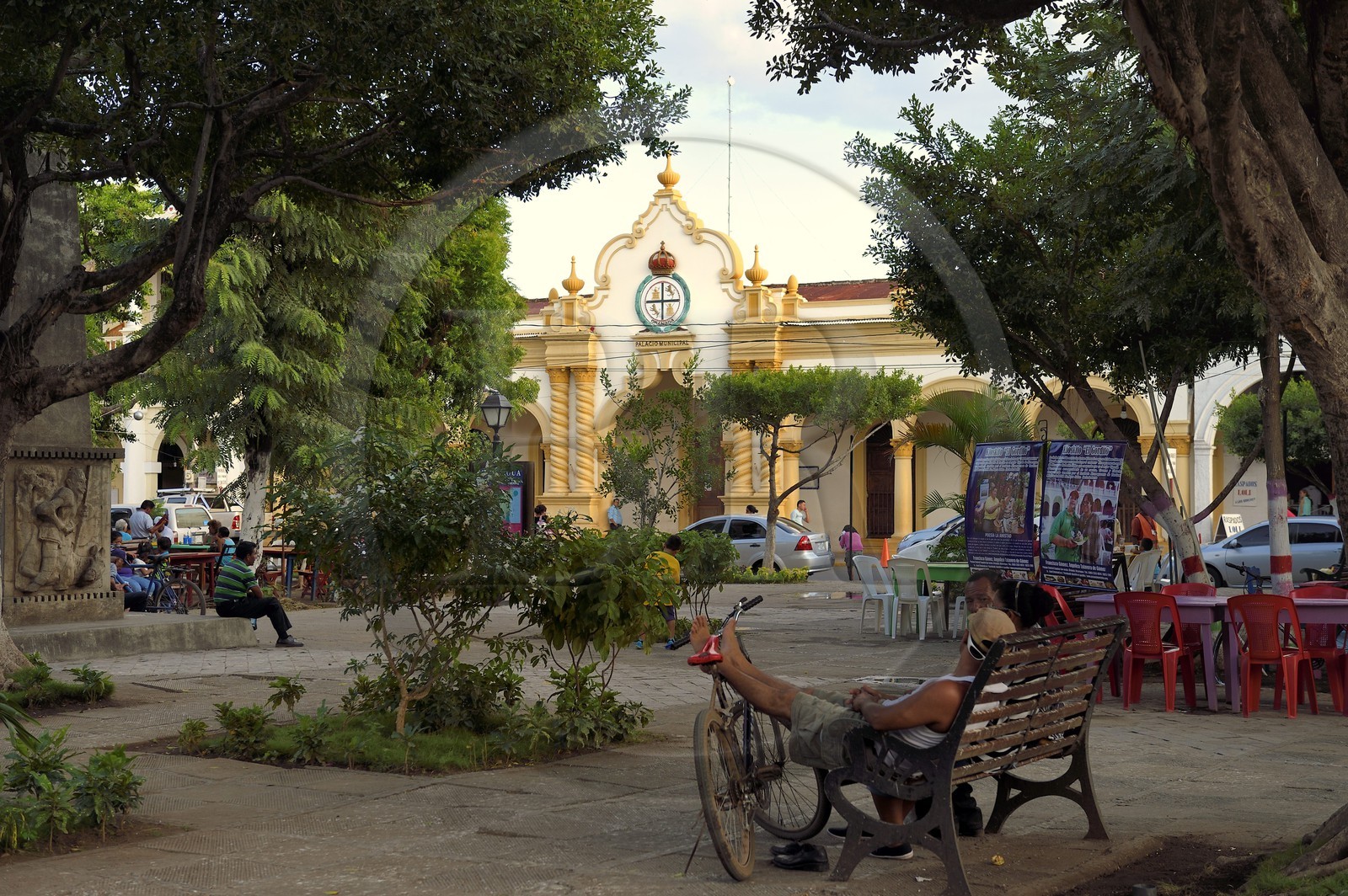 Nicaragua, Granada, parque Central (Parque Colon), le Palacio Municipal