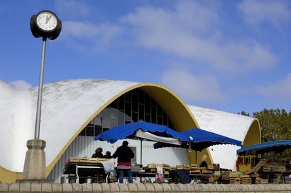 France, Charente-Maritime (17), Royan, le marché central
