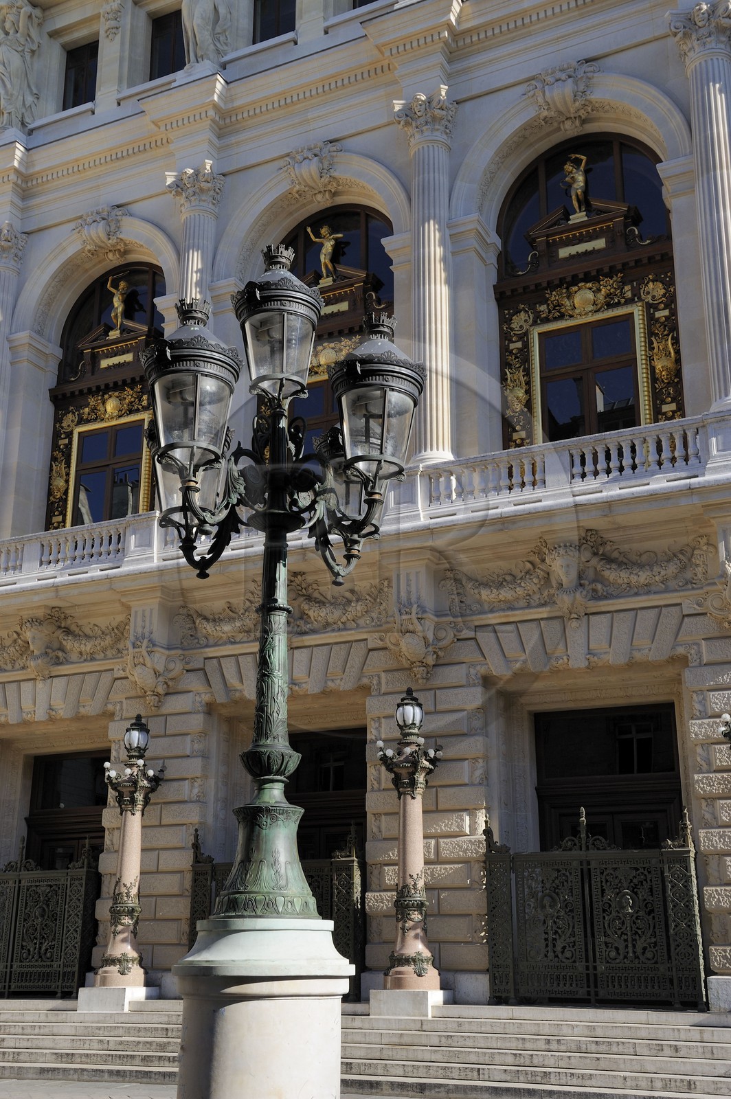 France, Paris (75), Le Théâtre national de l'Opéra-Comique aussi appelé salle Favart située place Boieldieu France, Paris (75), Le Théâtre national de l'Opéra-Comique aussi appelé salle Favart située place Boieldieu