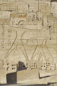 Egypte, Haute Egypte, vallée du Nil, environs de Louxor, nécropole thébaine classée Patrimoine Mondial de l'UNESCO, Thèbes Ouest, Medinet Habou, temple de Ramses III