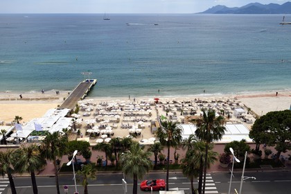 France, Alpes-Maritimes, Cannes, the Carlton palace private beach on the boulevard de la Croisette