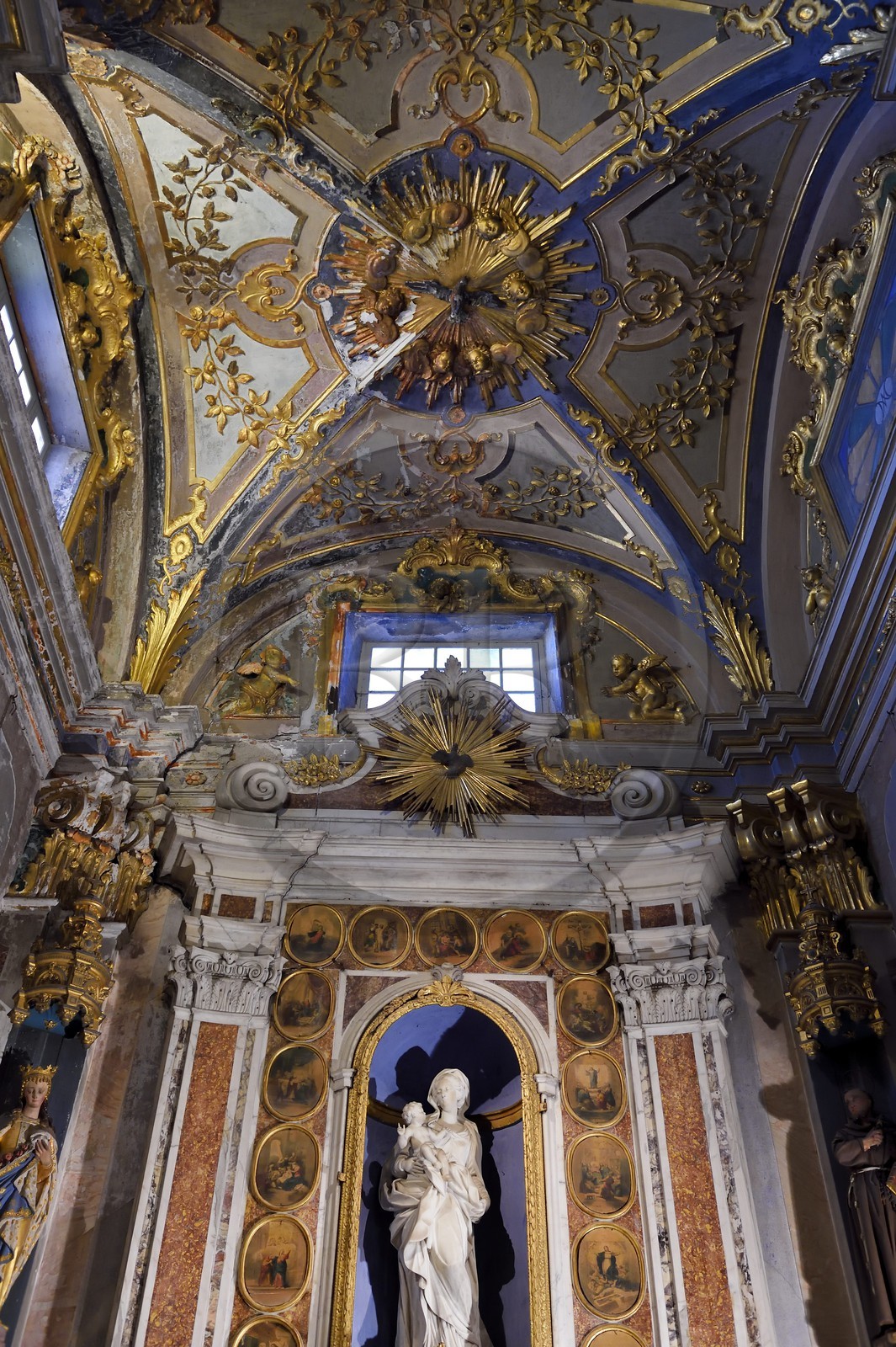 France, Alpes-Maritimes (06), Menton, la vieille ville, la basilique Saint-Michel-Archange