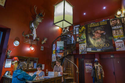 France, Vaucluse (84), Avignon, le restaurant café cinéma d'art et essai Utopia