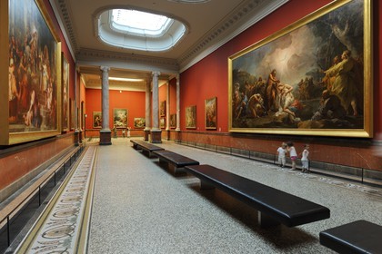 France, Hérault (34), Montpellier, centre historique, musée Fabre, la salle des colonnes, mention obligatoire: géré par Montpellier