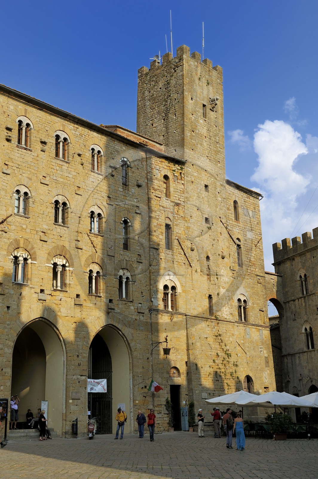 Italie, Toscane, Val di Cecina, Volterra, Piazza dei Priori, Palazzo Pretorio du XIIIe siècle