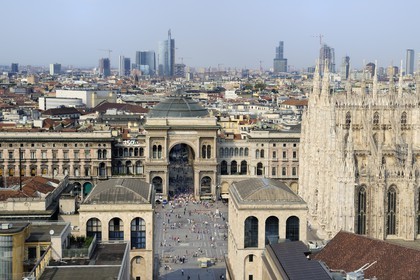 Italy, Lombardy, Milan, Piazza del Duomo and the entry of Vittorio Emmanuel II gallery, shopping arcade built on the 19th century by Giuseppe Mengoni and the Duomo